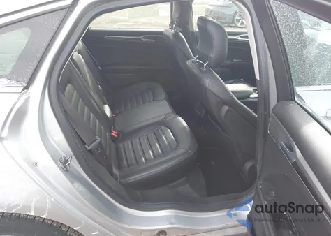 2013 Ford Fusion Se z USA, uszkodzony, nr VIN 3FA6P0HR6DR173803